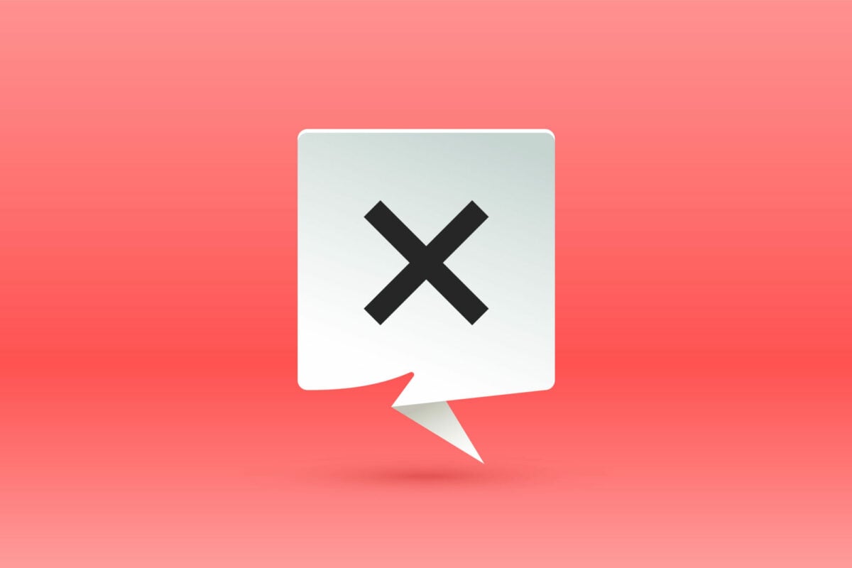 No sign. Paper speech bubble, cloud talk and message